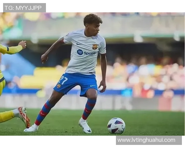 体能不足却依然闪耀的足球明星们如何在赛场上逆袭成功