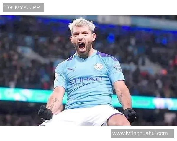 全球足球明星中锋盘点及其辉煌成就解析