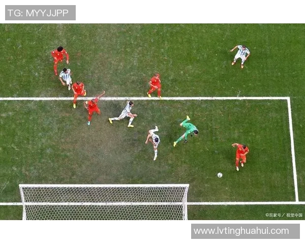 中东欧足球明星的崛起与影响力探讨及其在全球足球舞台的表现