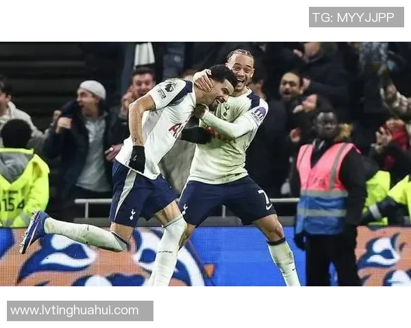 曼联与热刺在上海的精彩对决结果揭晓引发球迷热议 曼联与热刺在上海的精彩对决结果揭晓引发球迷热议