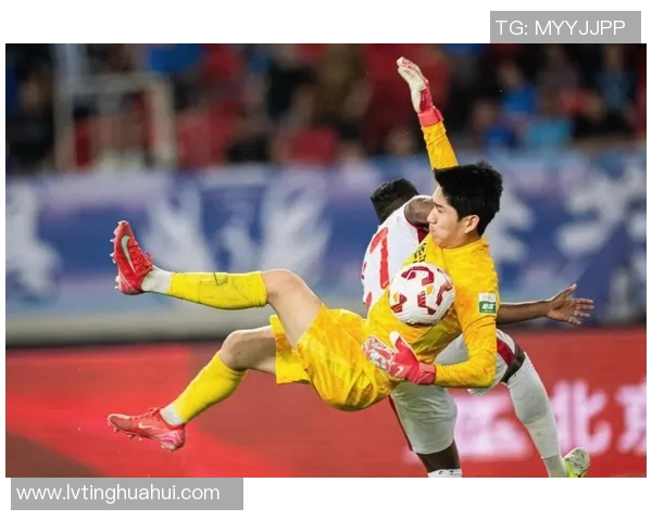 卡洛斯任意球助力国足崛起展现足球新风貌